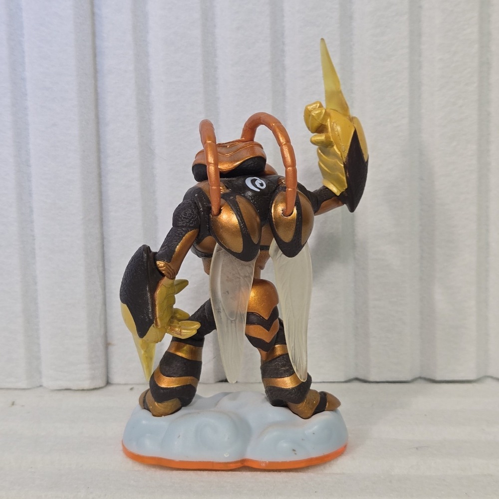Activision Skylanders GIANTS Character Figure: SWARM (Orange Base) Bee - Picture 3 of 4